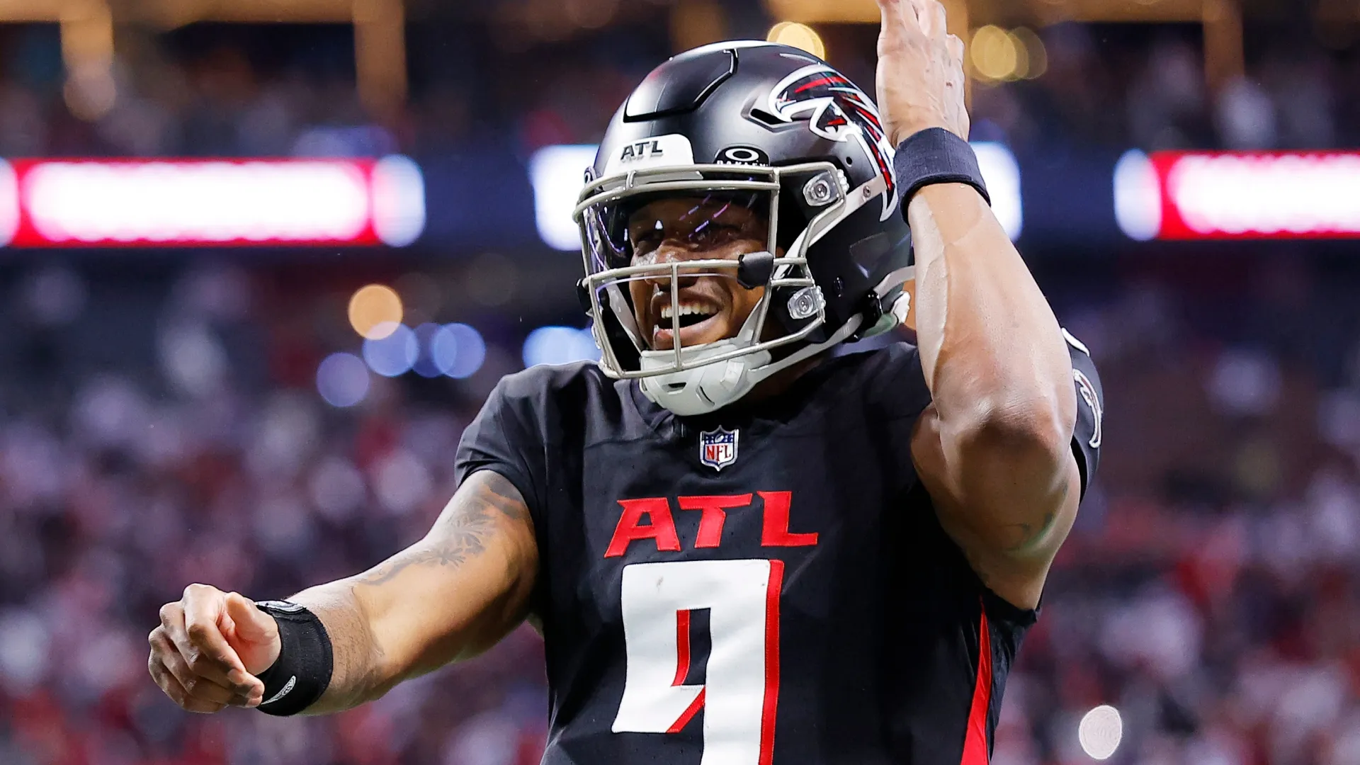 Michael Penix Jr celebrating