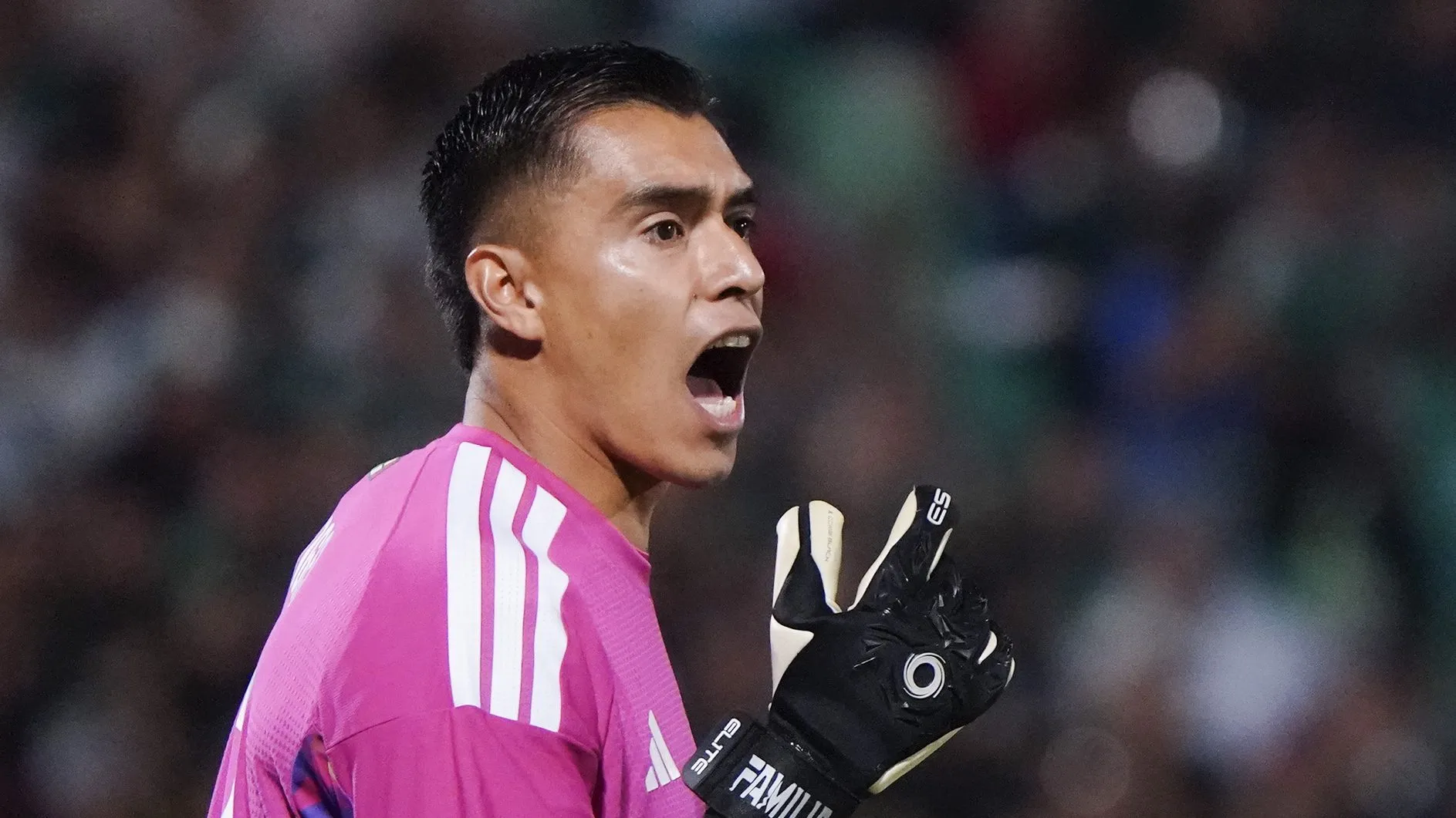 Raúl Rangel recibió brutal defensa de exjugador de América.