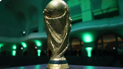Troféu da Copa do Mundo – Photo by Maja Hitij/Getty Images