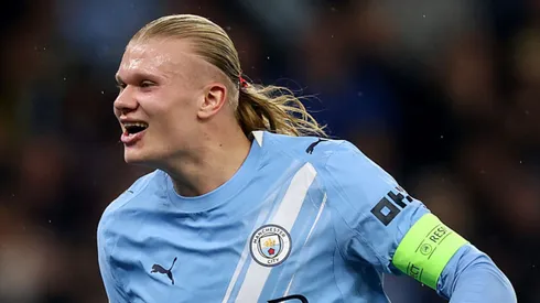 Haalan comemora gol pelo Manchester City (Foto: Carl Recine/Getty Images)