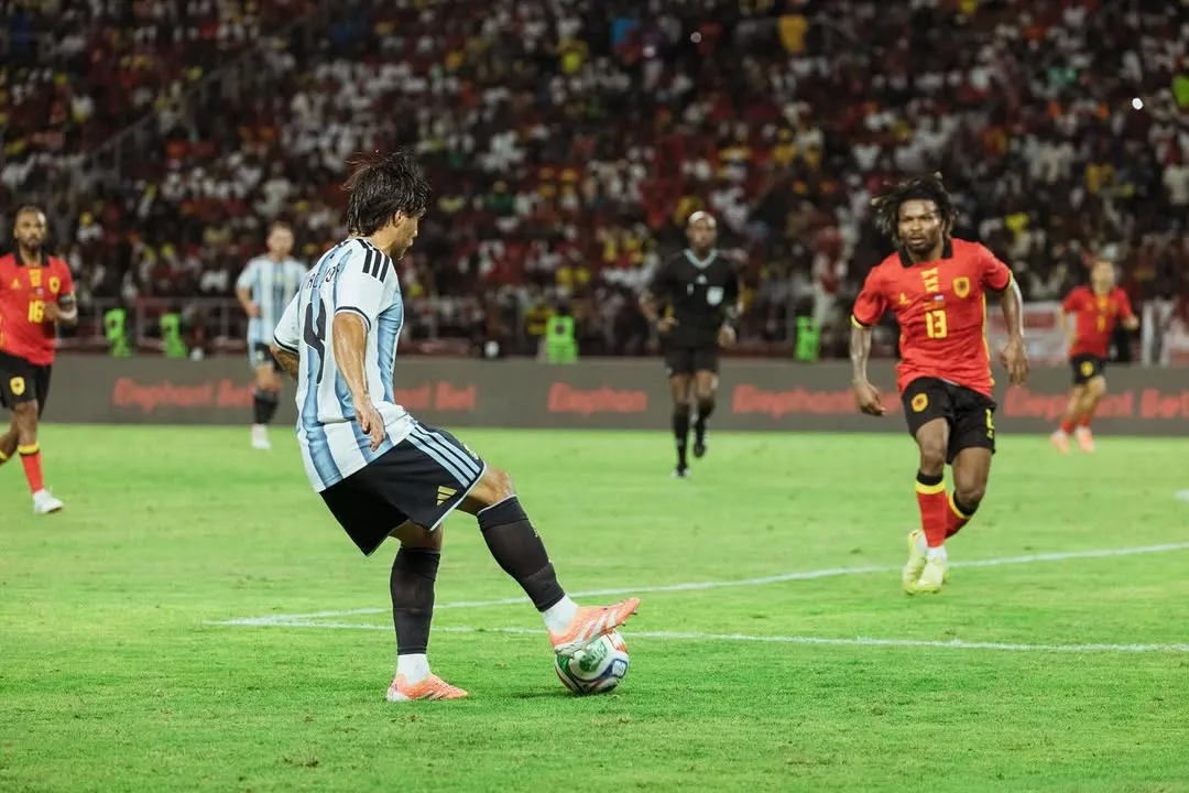 Kevin Mac Allister en su debut con la Selección Argentina.