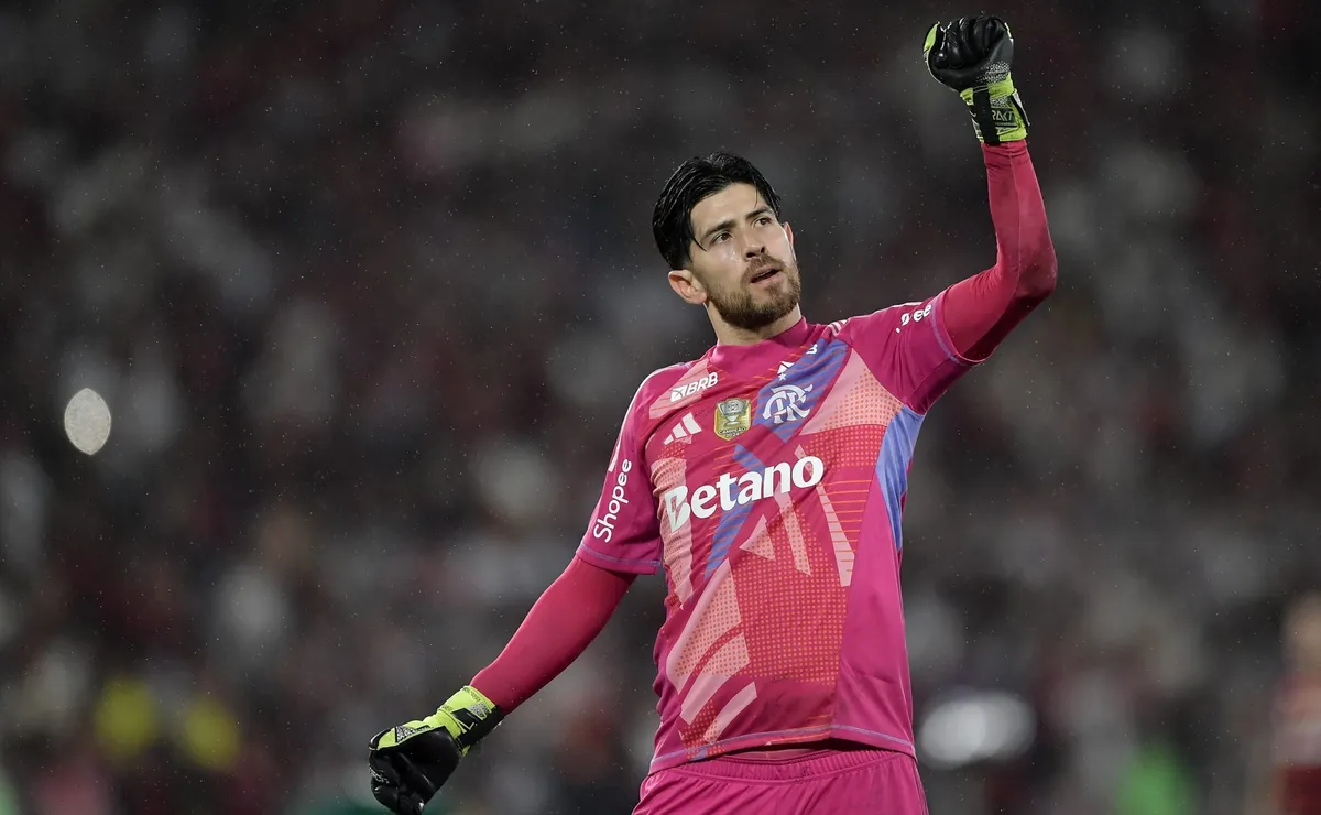 Rossi atinge marca histórica de 60 jogos sem sofrer gols e se torna a muralha do Flamengo