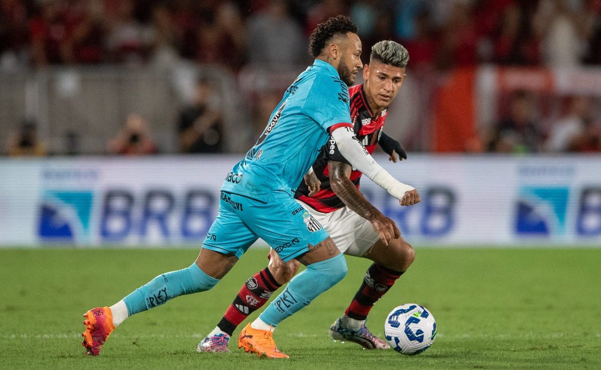 Torcida de Senegal elege Santos e Flamengo como os clubes mais conhecidos do futebol brasileiro