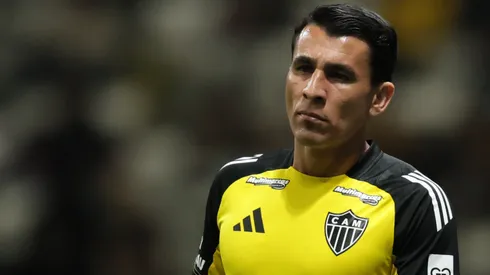 MG – BELO HORIZONTE – 27/09/2025 – BRASILEIRO A 2025, ATLETICO-MG X MIRASSOL – Junior Alonso jogador do Atletico-MG durante aquecimento antes da partida contra o Mirassol no estadio Arena MRV pelo campeonato Brasileiro A 2025. Foto: Gilson Lobo/AGIF