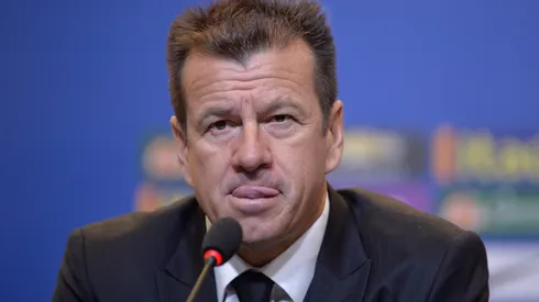 Dunga tinha dúvidas sobre a eficiência de um técnico estrangeiro na Seleção, mas mujdou de ideia