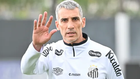 El técnico continúa realizando pruebas – Foto: Jota Erre/AGIF.