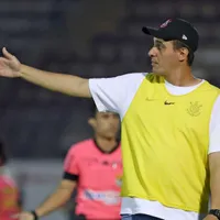 Lucas Piccinato, técnico do Corinthians, cobra mudança na data da semifinal do Paulistão Feminino