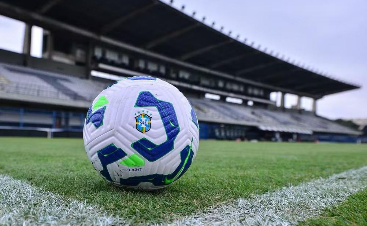 Corinthians atrasa obras de iluminação na Fazendinha e segue impedido de mandar jogos noturnos
