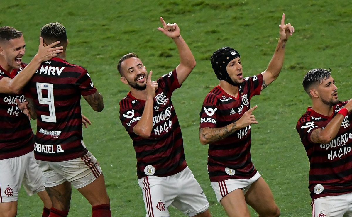 Campeões do primeiro turno mantêm hegemonia e conquistam o título na maioria das edições por pontos corridos