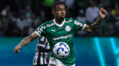 Aunque es joven, Allan cada vez gana más espacio en el Palmeiras
