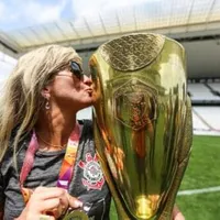 Cris Gambaré relembra início no Corinthians e destaca evolução do futebol feminino no Brasil