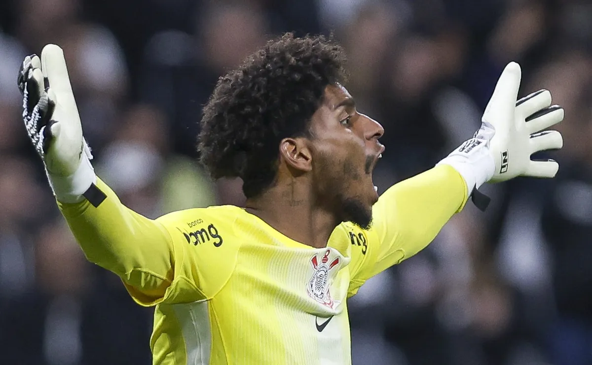 Hugo Souza e Maycon geram expectativa e podem ser novidades para o Corinthians no clássico contra o São Paulo