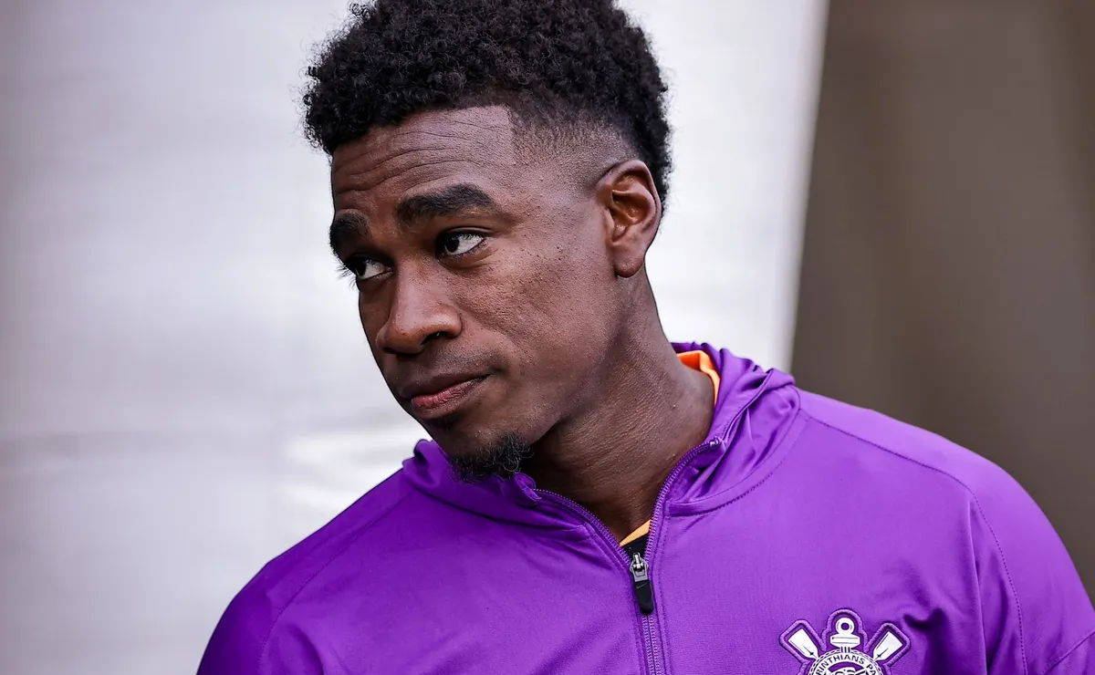 Félix Torres desafia crise no Corinthians e busca chances finais na seleção nacional