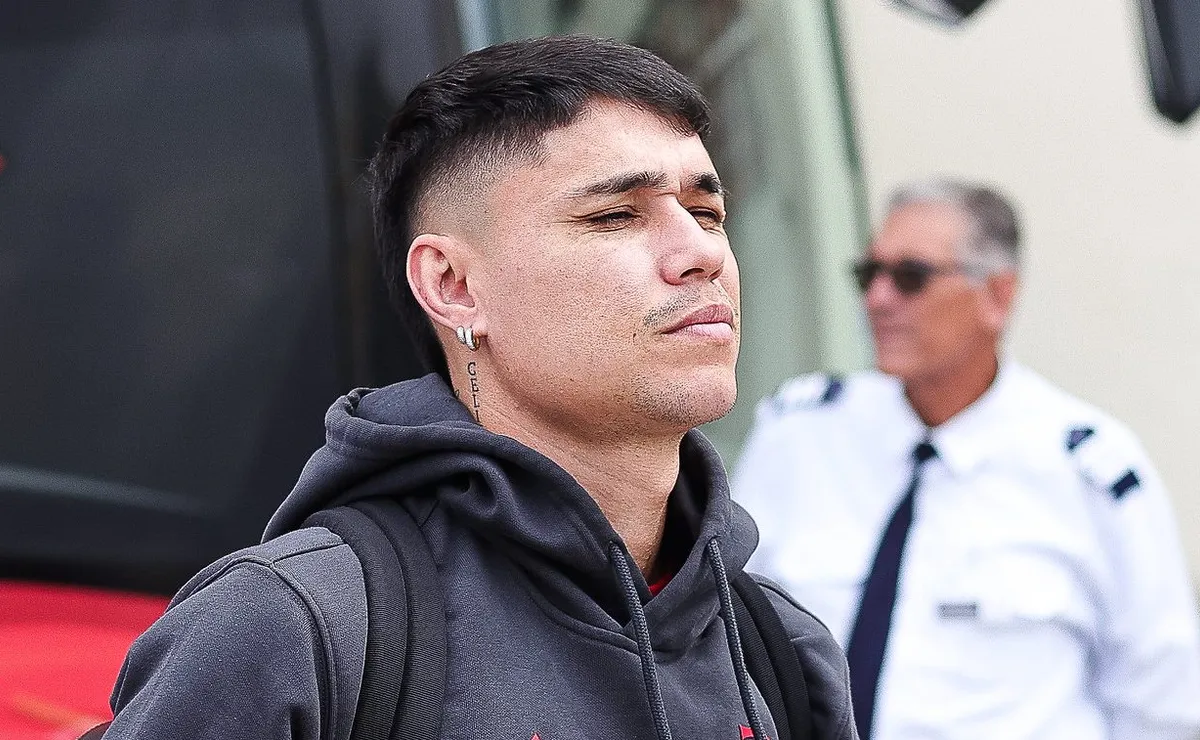 Flamengo rejeita investidas do Catar por Luiz Araújo e segue forte no mercado