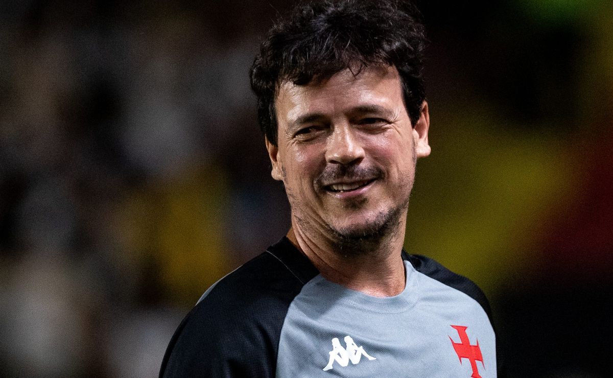 Garré trabalha duro para ter novas chances com Fernando Diniz, mas pode ser emprestado