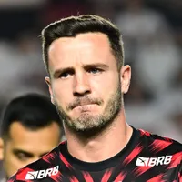 Saúl fica incomodado e bastidores são revelados no Flamengo antes dos jogos decisivos