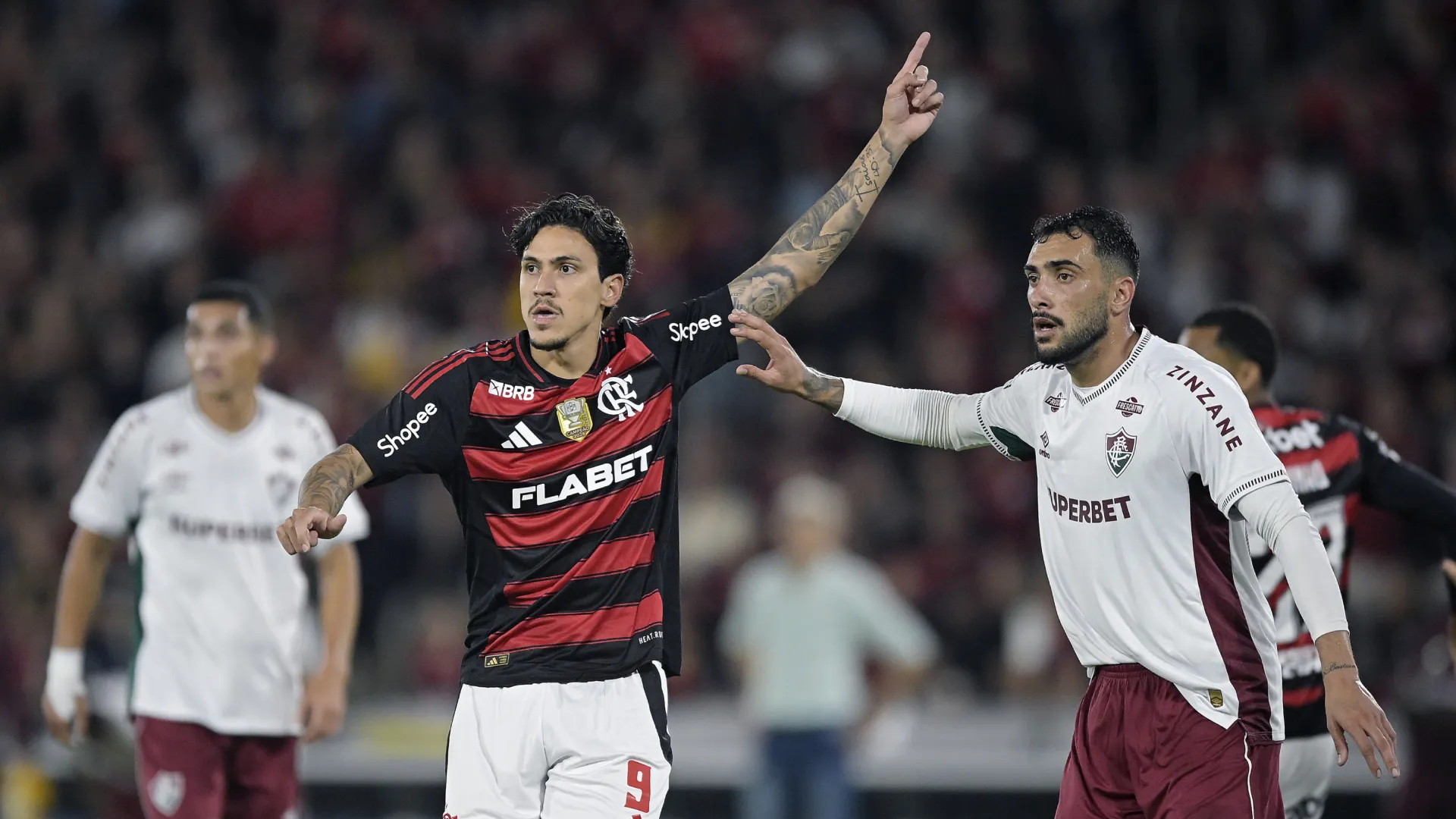 Pedro y Freytes durante el Fla-Flu en la primera ronda – Foto: Alexandre Loureiro/AGIF