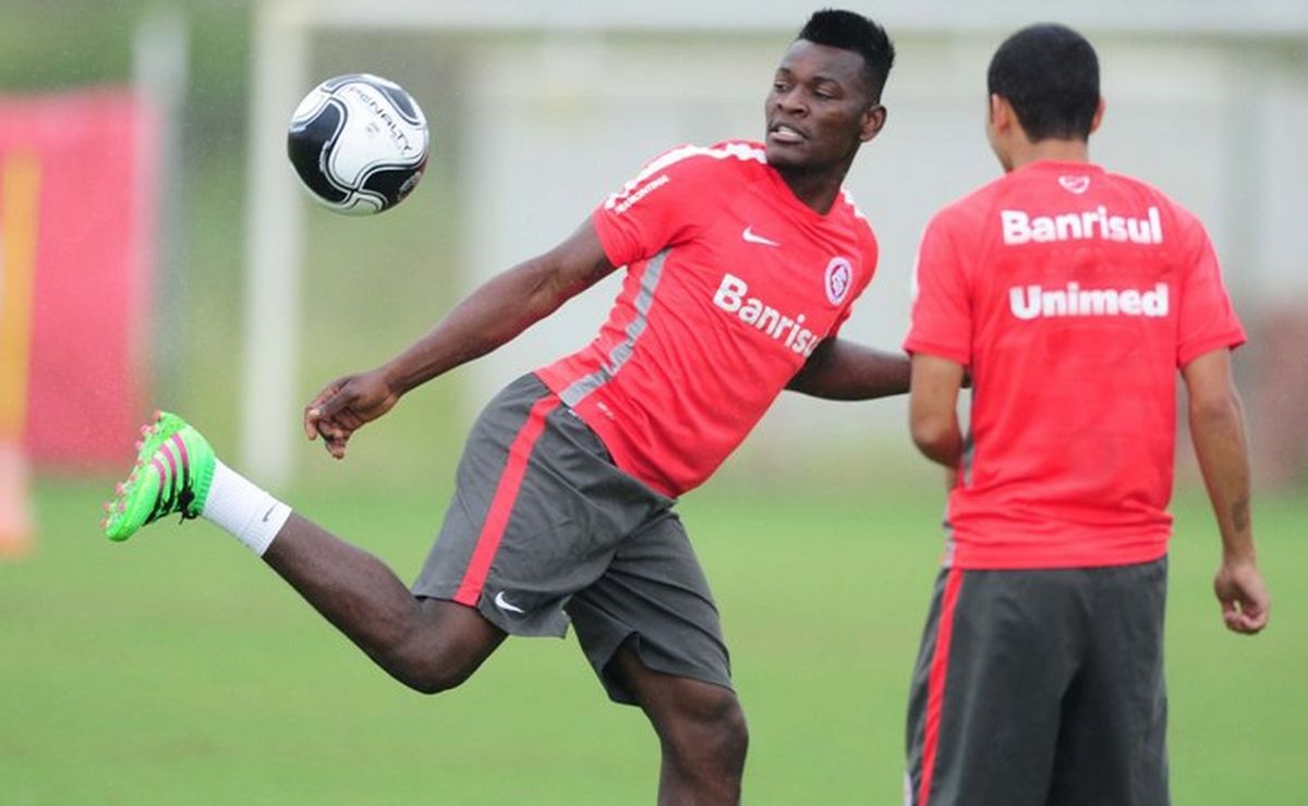 Ex-zagueiro do Internacional, Paulão compara time atual com o rebaixado de 2016: “Tomamos menos gols”