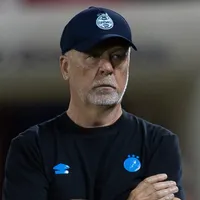 Continuidade de Mano Menezes no Grêmio para a temporada de 2026 é tratada como incerta