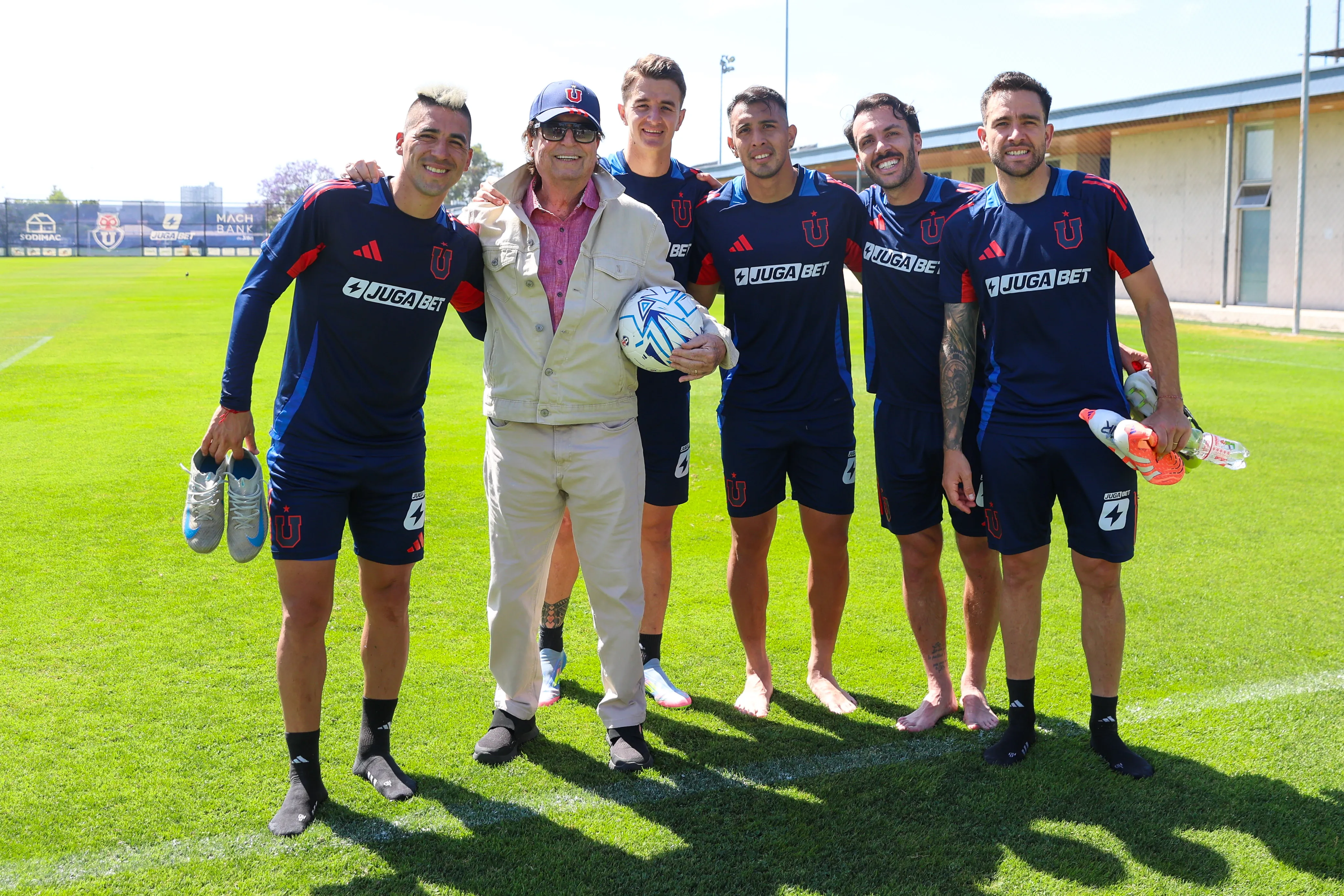 Dyango estuvo con el plantel azul en el CDA. Foto: U de Chile