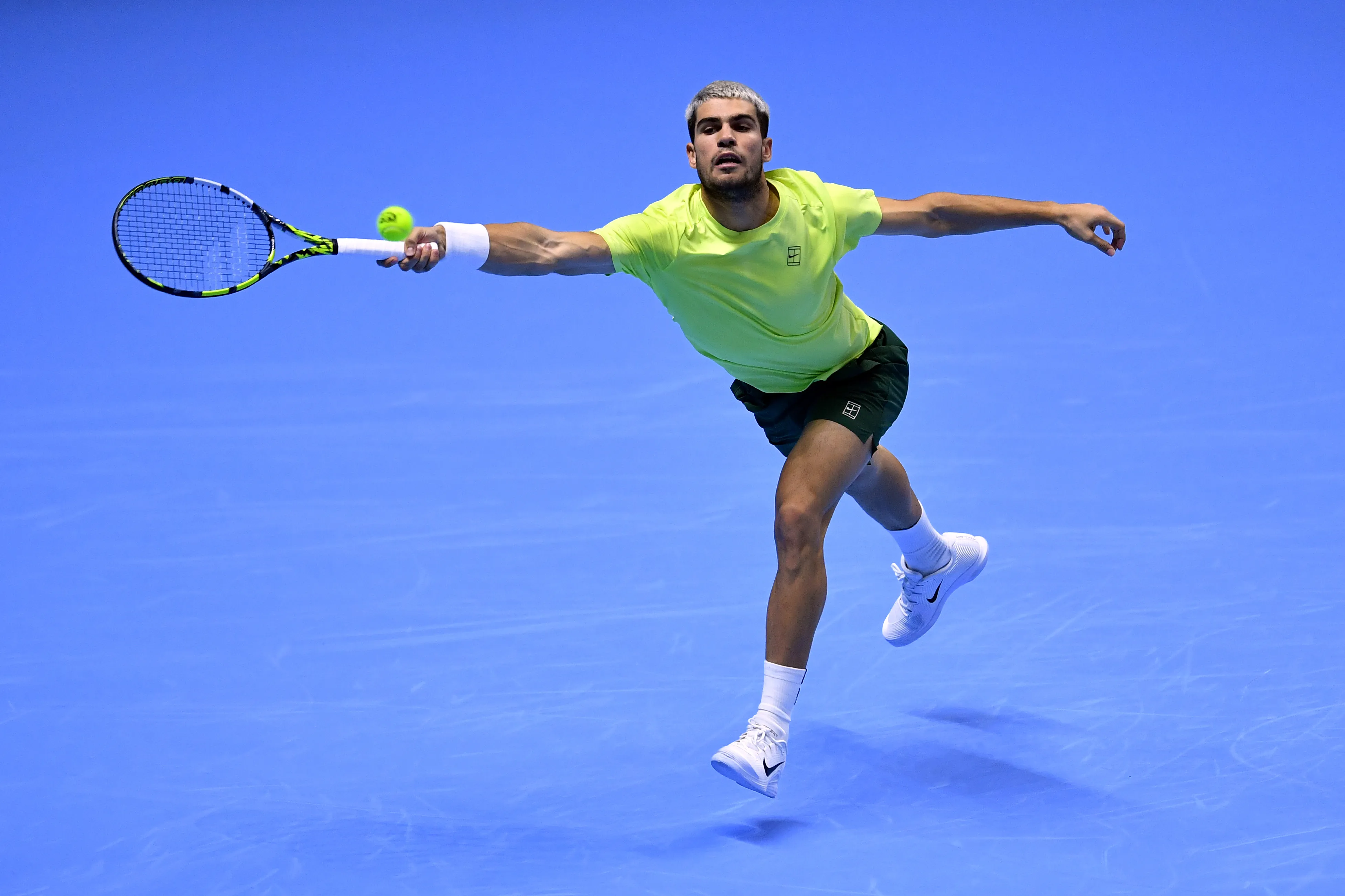 Carlos Alcaraz no jugará la Copa Davis. (Photo by Valerio Pennicino/Getty Images)
