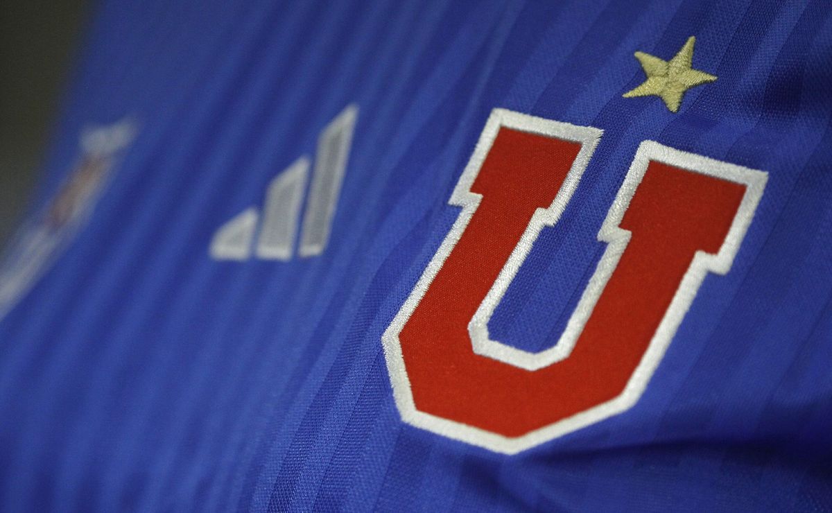 Es uno de los youtuber más famosos de LATAM, tiene más de 5 millones de seguidores y jugó en la U