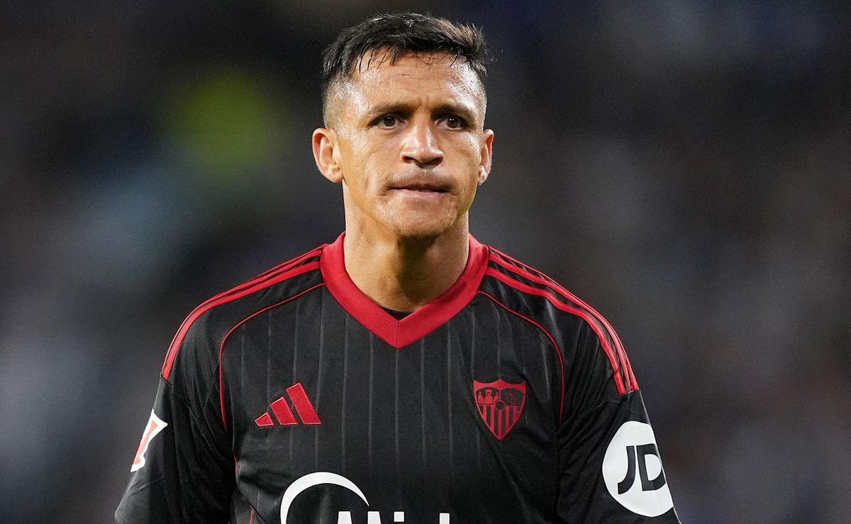 Nuevos y más elogios a Alexis Sánchez por su brutal esfuerzo y profesionalismo en Sevilla: “El descanso no…”