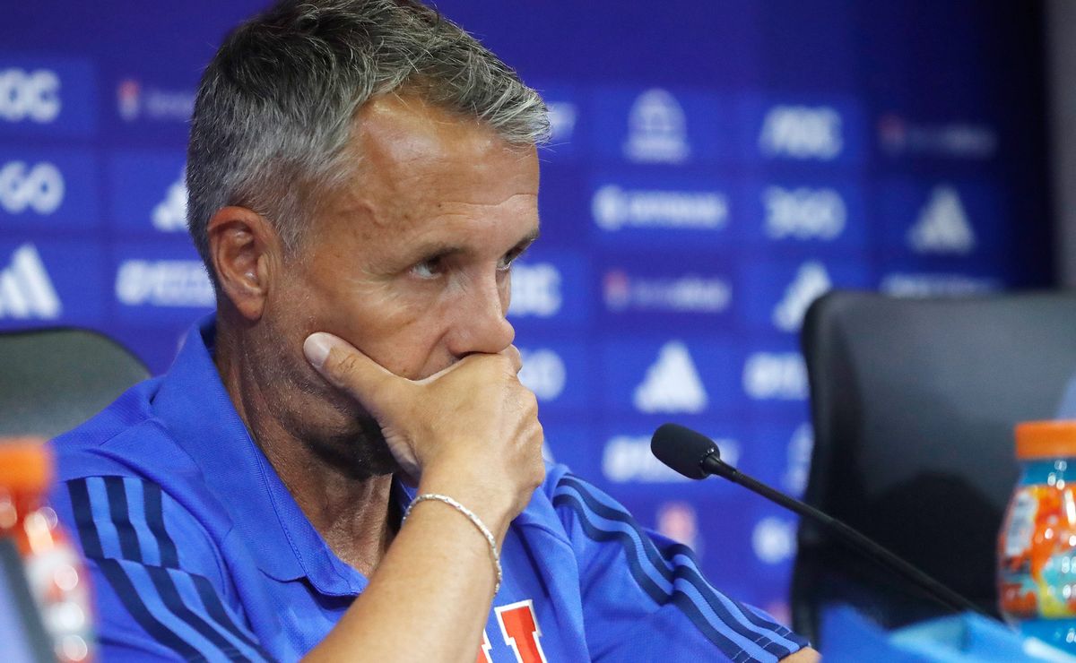 Gustavo Álvarez en duda tras el terremoto de Michael Clark en U de Chile: “Queda en el aire”