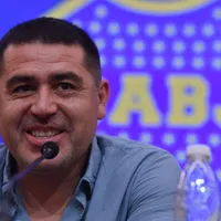 Riquelme defendió a Cavani: “Se lo explicás a los de la tele y no lo van a entender”